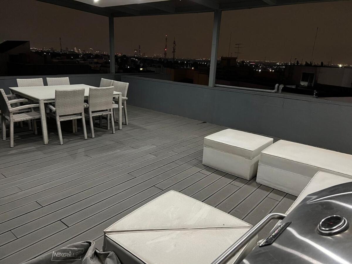 Spectacular Ph With Office In Front Of Perisur Apartment *