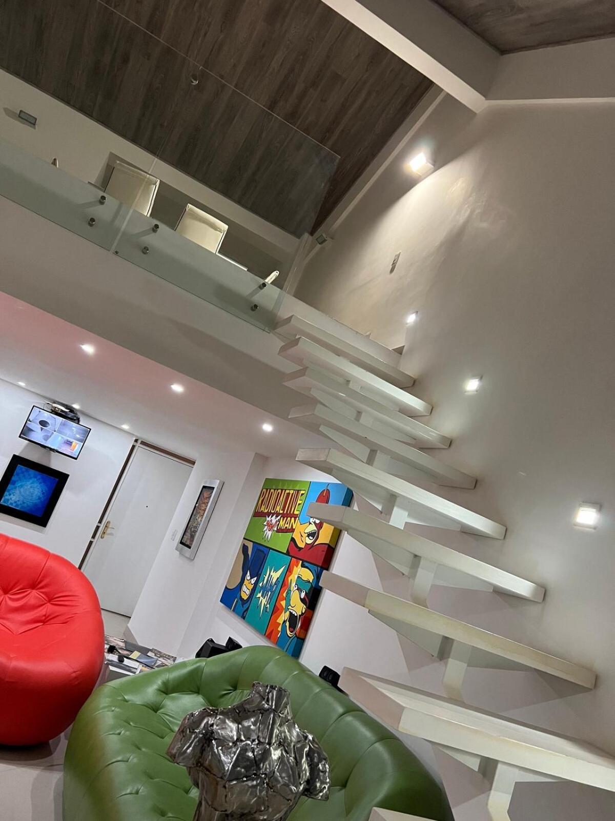 Apartment Spectacular Ph With Office In Front Of Perisur *