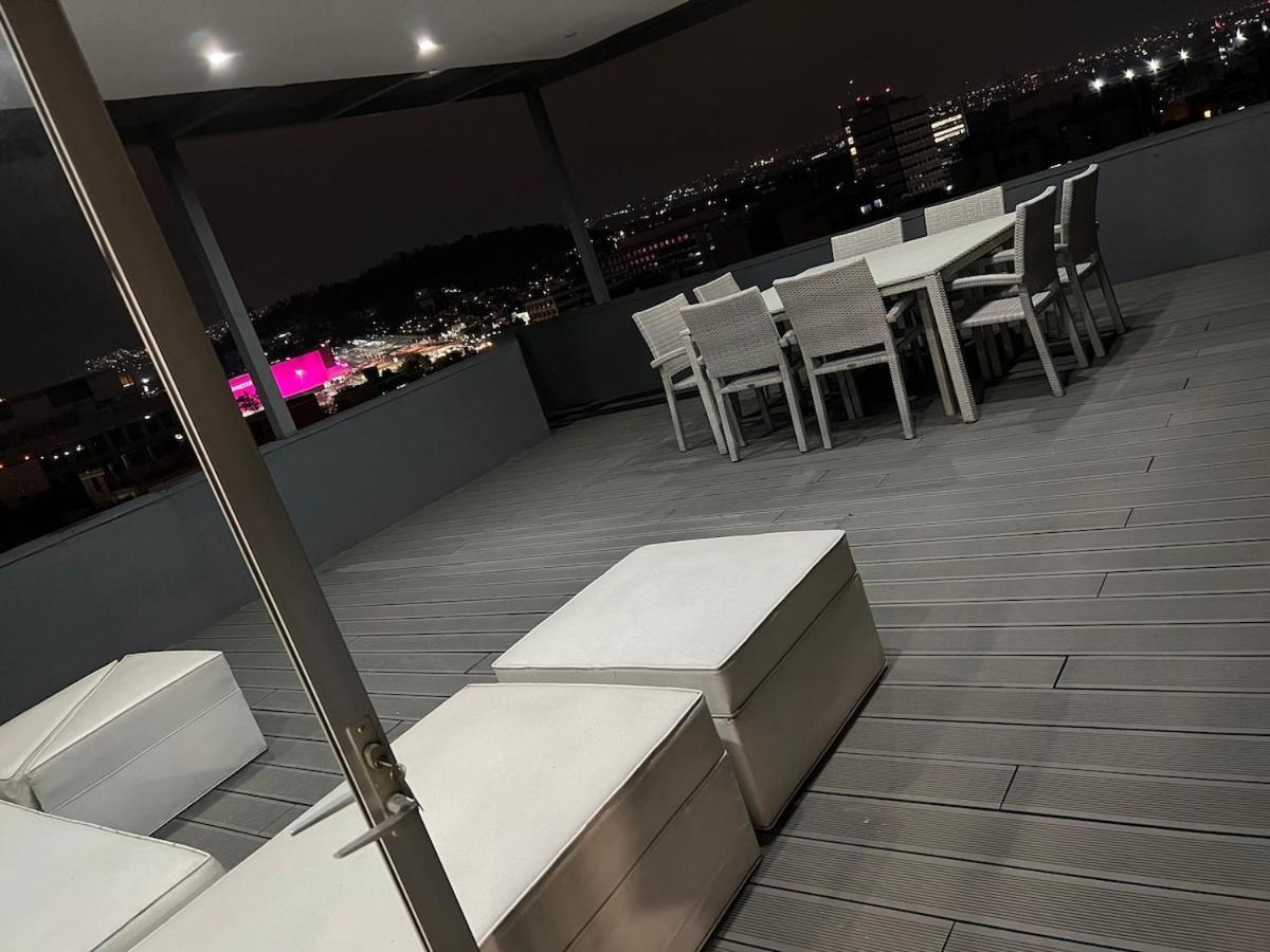 Apartment Spectacular Ph With Office In Front Of Perisur *